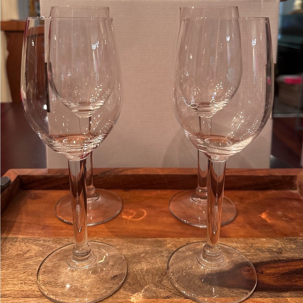 4 Riedel wine glasses